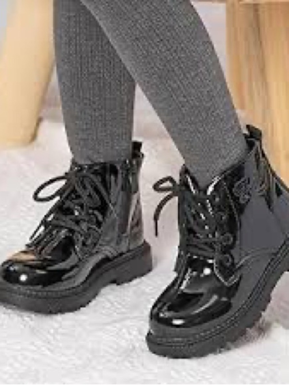 Kids Black Patent Lace-Up Combat Ankle Boots Size 5.5-6
